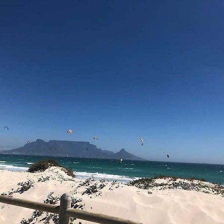 Beach Break, Bloubergstrand Hotel Cape Town Exterior photo